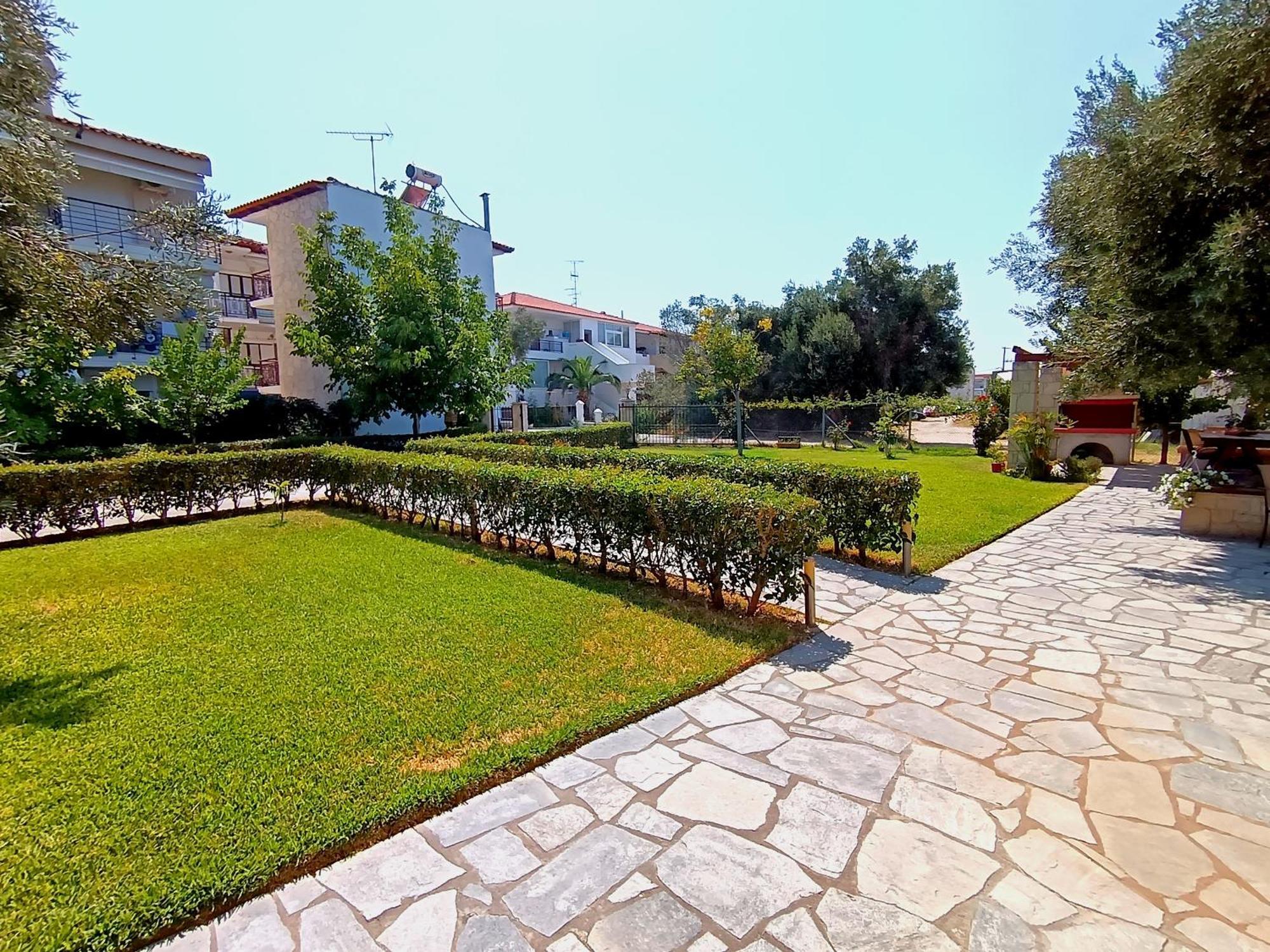 Giorgos Apartments. Szkála Fúrkasz Kültér fotó